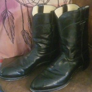 VINTAGE Cowboy boots